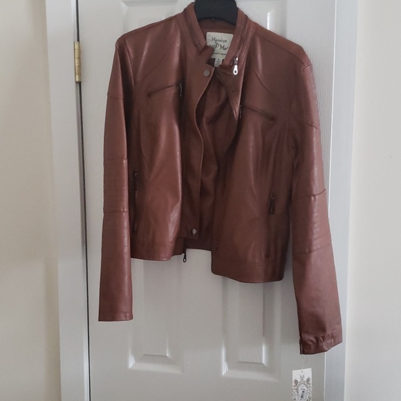 Vegan leather jacket - Picture 2 of 4
